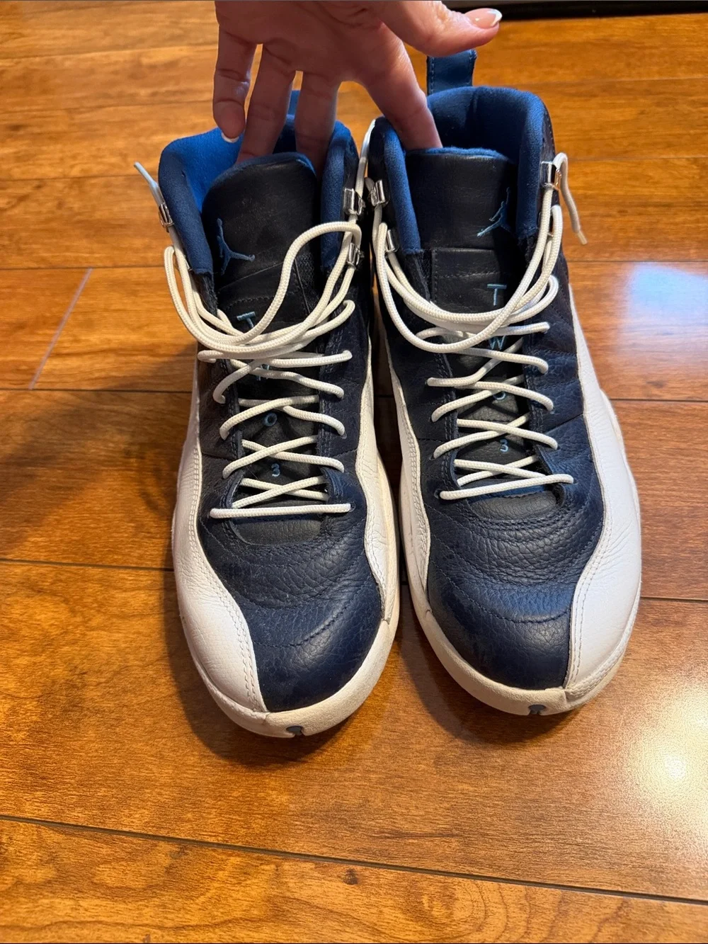 Air Jordan 12 retro Men’s Navy Blue and White High-Top Sneakers